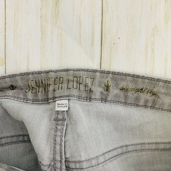Junior Teens Jennifer Lopez Gray Straight Jeans - Picture 7 of 7
